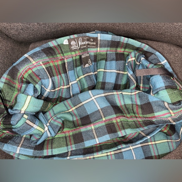 Tartan Strathmor Forfar Scotland 🏴󠁧󠁢󠁳󠁣󠁴󠁿 - Picture 11 of 14